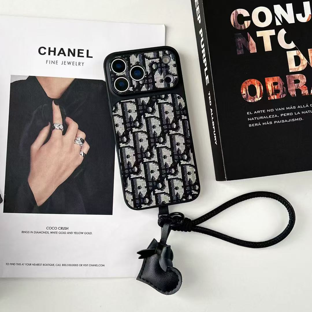 Heart Chain Design Phone Case For iPhone