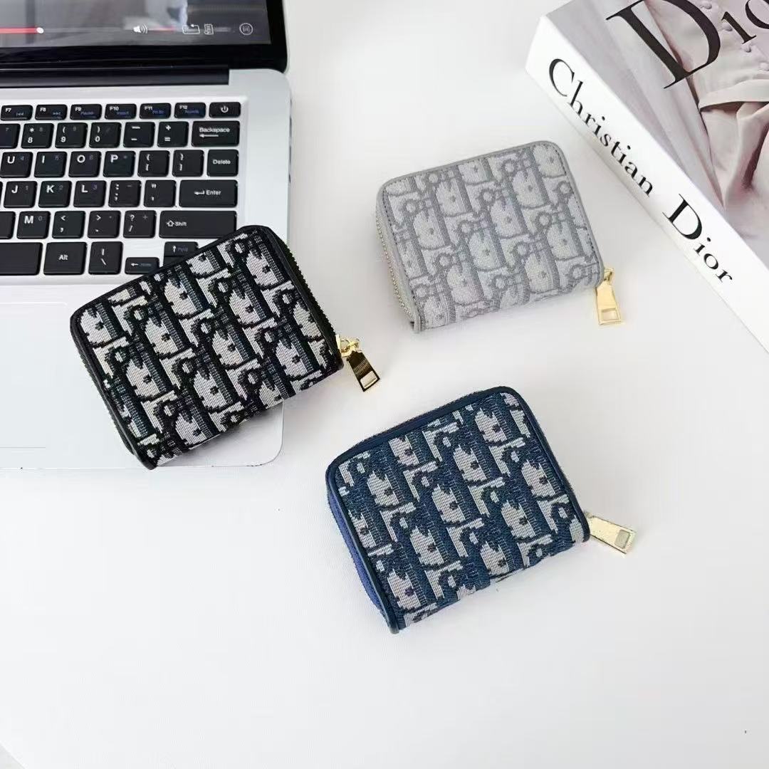 Trendy Embroidery Levels Wallet