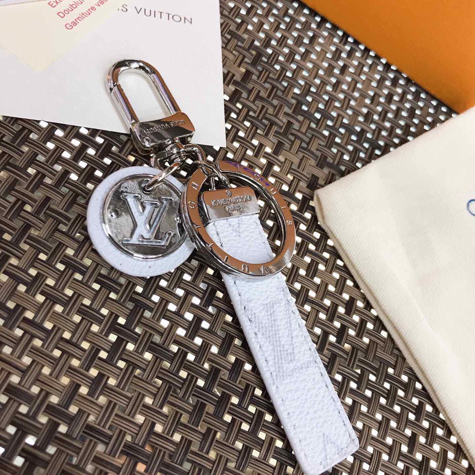 Fashion Leather Pendant