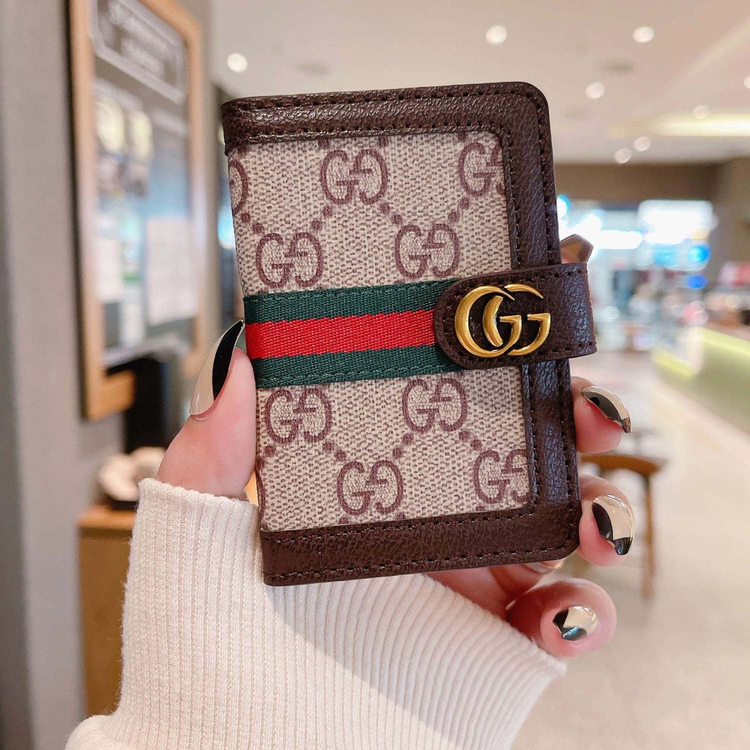 Retro Printed Card Holder