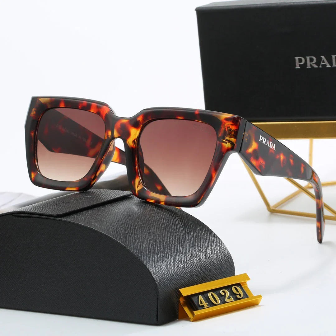 Fashionable square frame universal sunglasses 4029