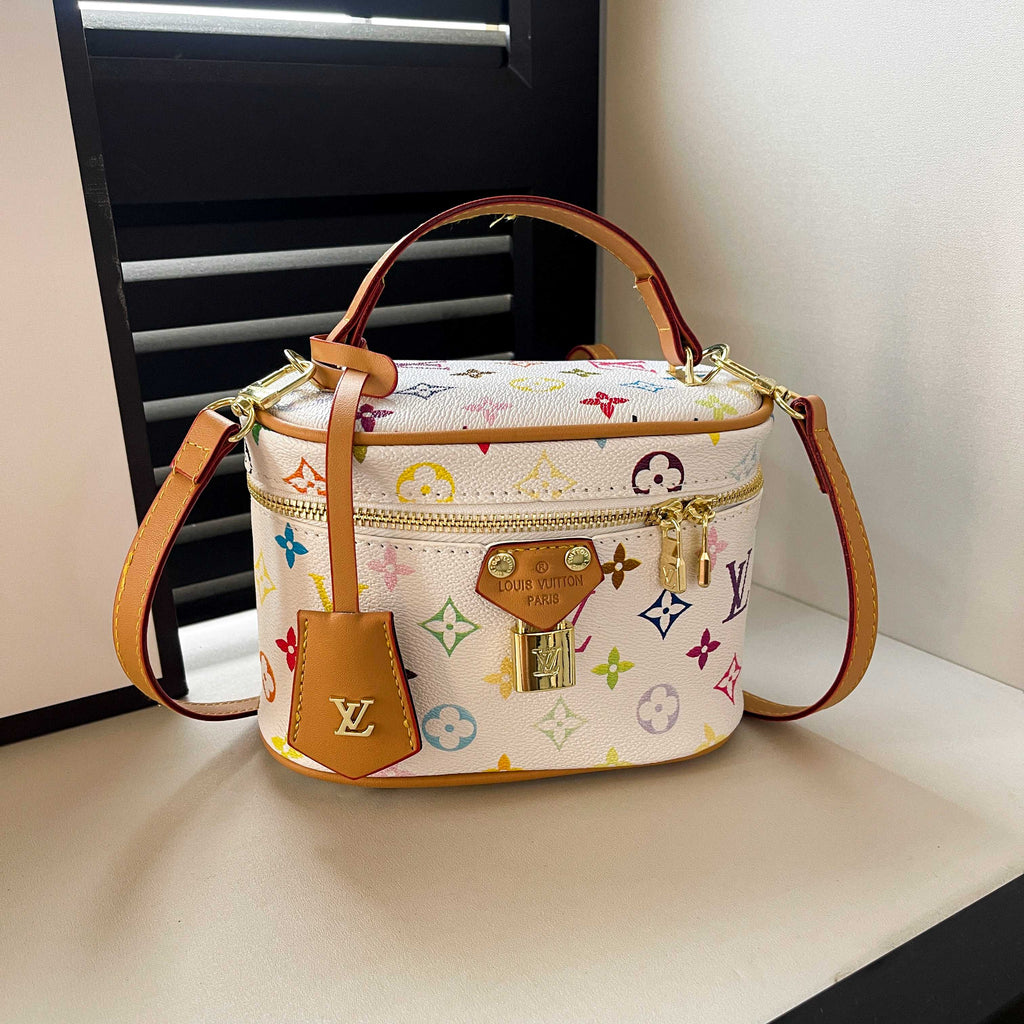Vintage-Inspired Box hand bag – Elegant Monogram Tote Box