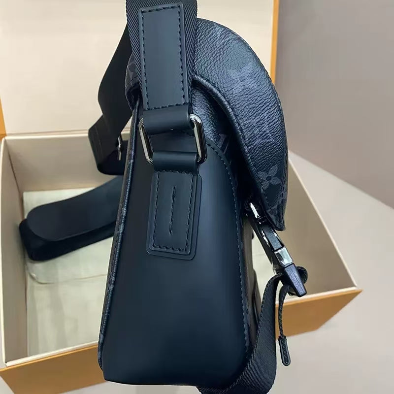 Fashionable and Trendy Messenger Bag