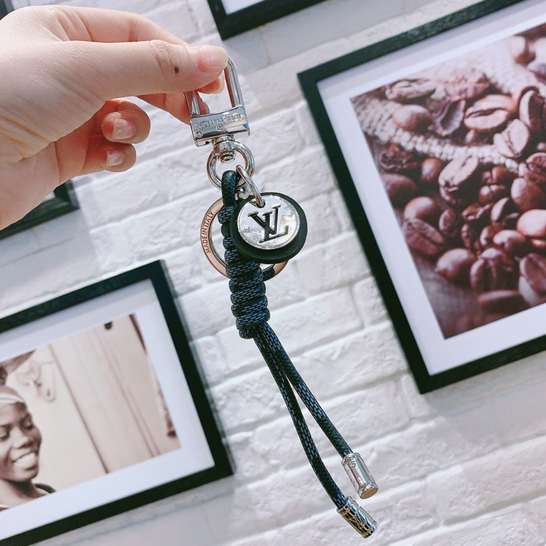 Stylish Rope Pendant