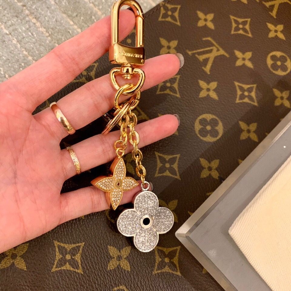 Drilling Design Pendant
