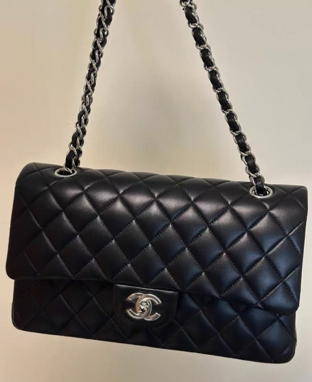 Classic Quilted Chain Shoulder Bag