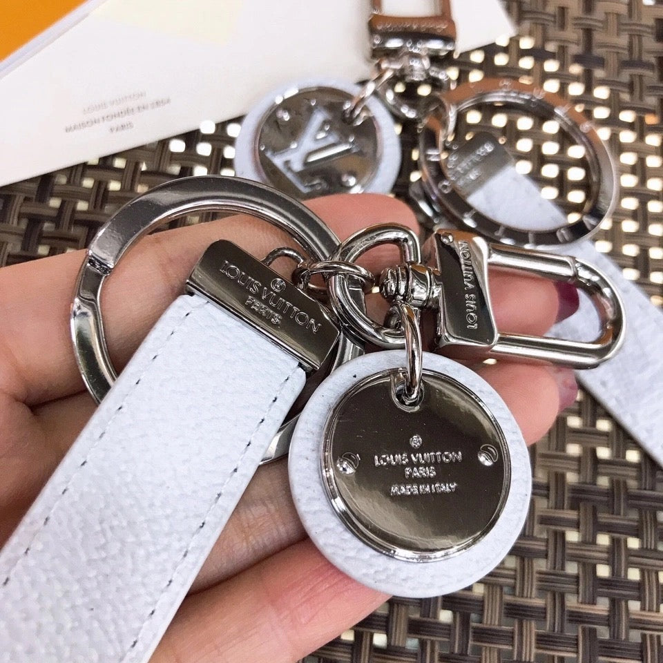 Fashion Leather Pendant