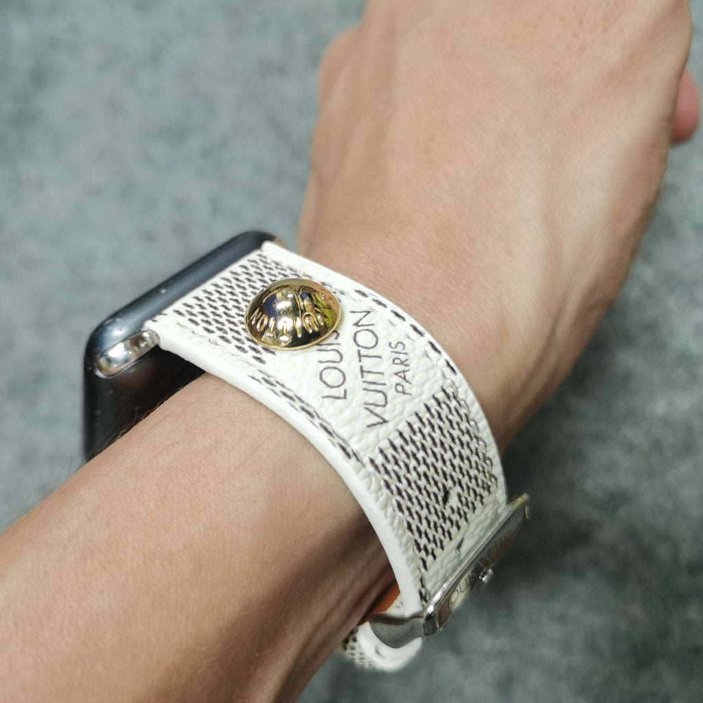 Nail Classic Apple Watch Straps