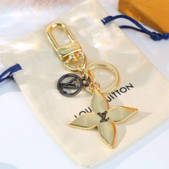 Four Leaf Clover Pendant Keychain