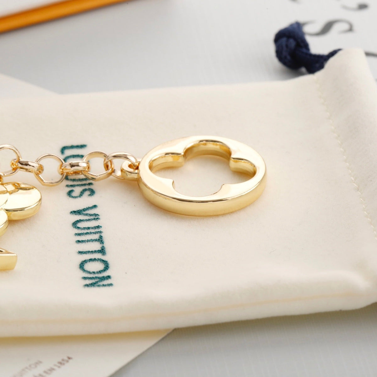 Flower Fresh Keychain Pendant