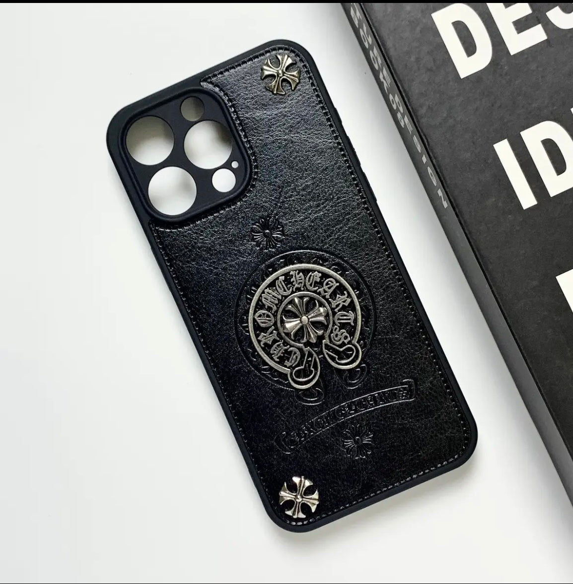 'CHROME HEARTS IPHONE CASES